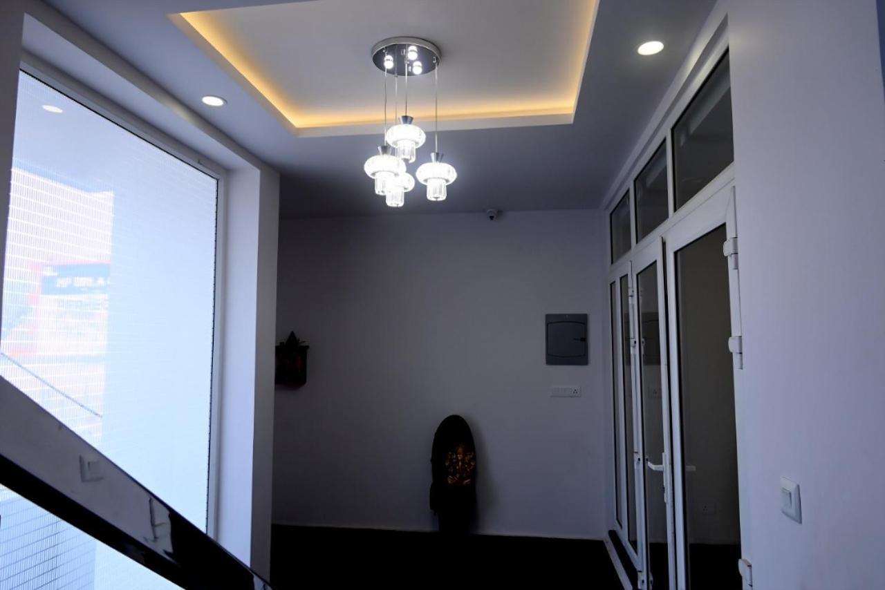 Veenas Vista Hotel Lucknow